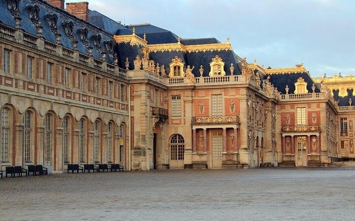 Versailles Palace Skip the Line Guided Tour from Paris Image 4