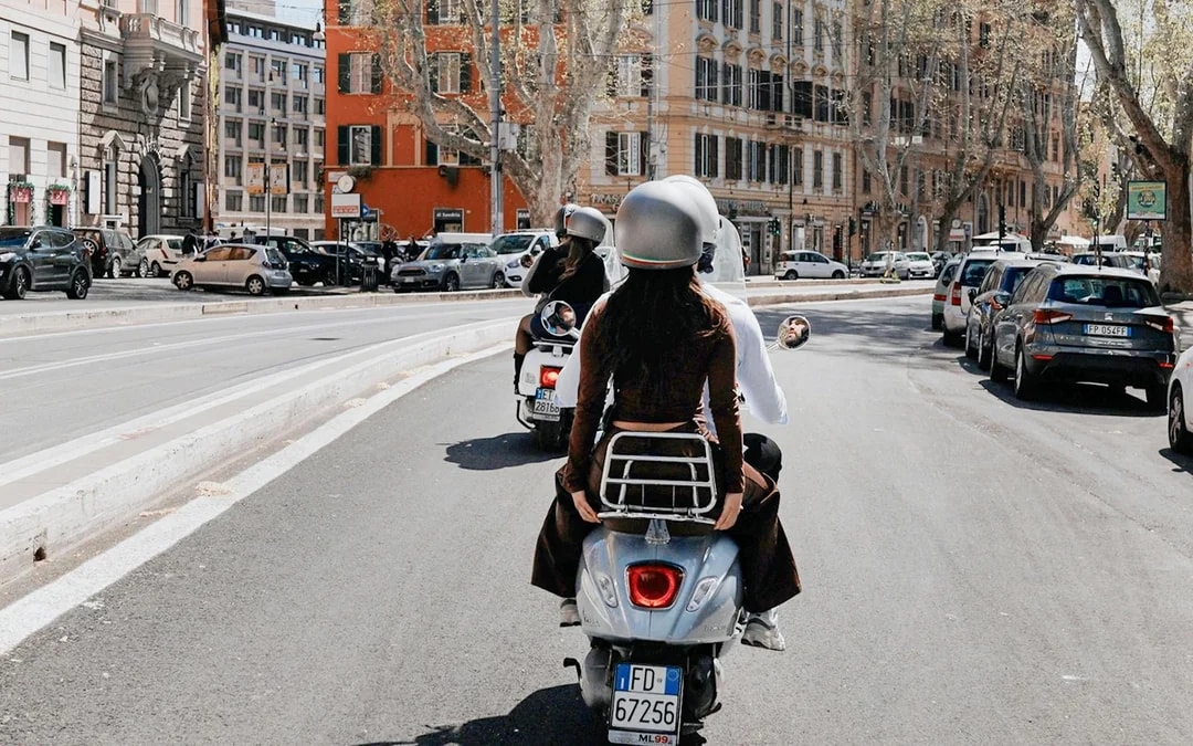 Vespa Tour in Rome Image 9