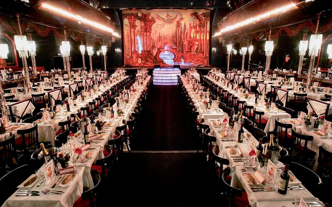 VIP Experience: Paradis Latin Show with Dinner and Champagne Image 10