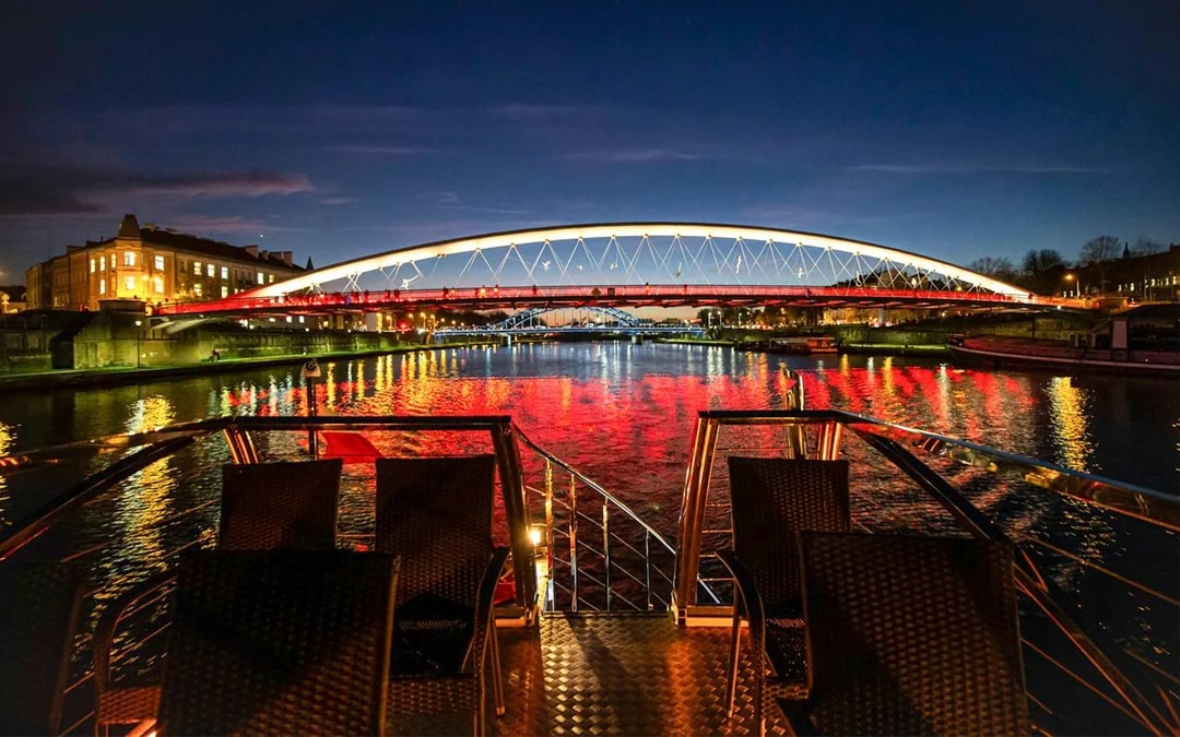 Vistula River Sightseeing Cruise on Catamaran Image 11