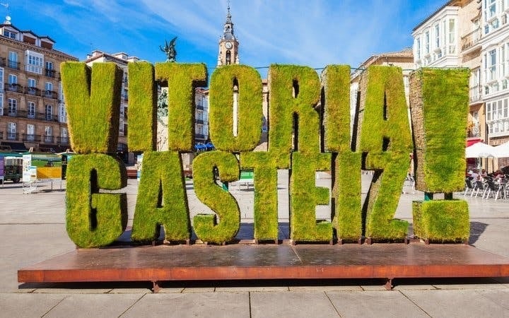 Vitoria-Gasteiz Self-Guided Walking Tour on Mobile App