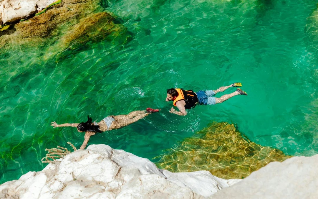 Wadi Shab: Guided Hike and Swim in Paradise for Self-Drivers Image 3