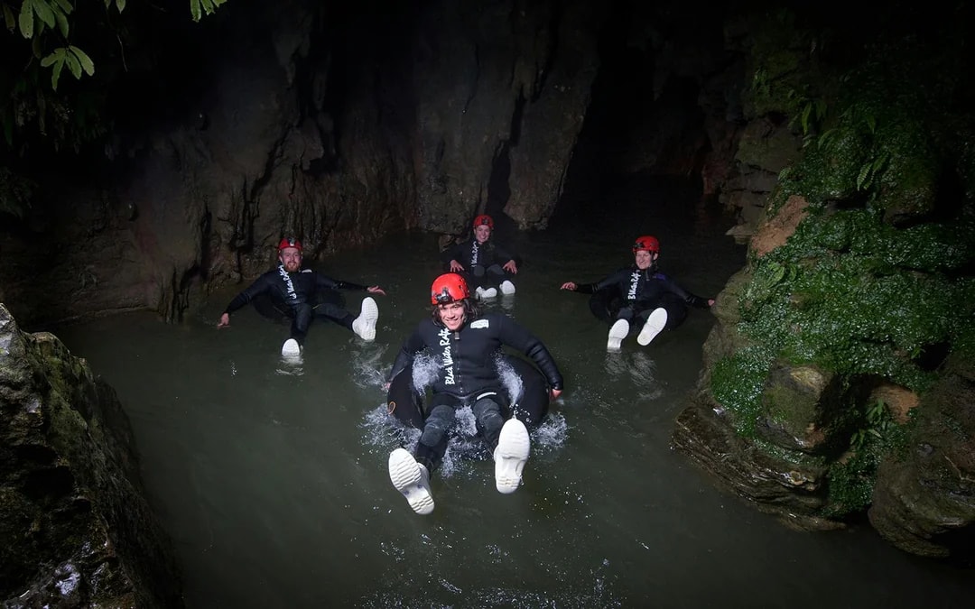 Ruakuri Cave Black Water Rafting & Abseiling Guided Experience  Image 9