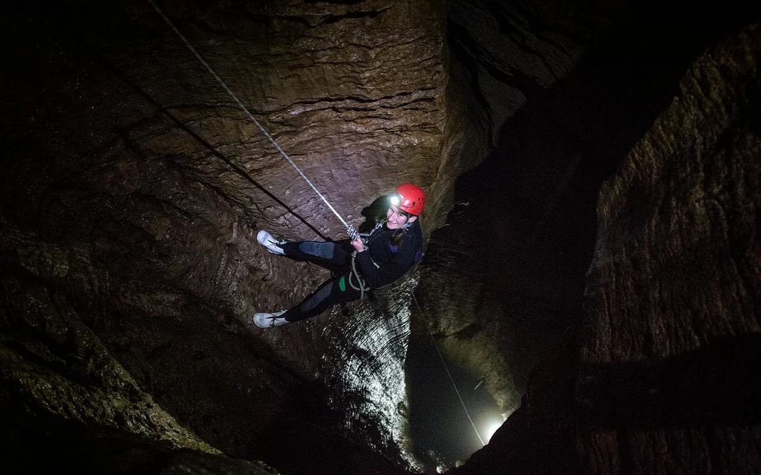 Ruakuri Cave Black Water Rafting & Abseiling Guided Experience  Image 2
