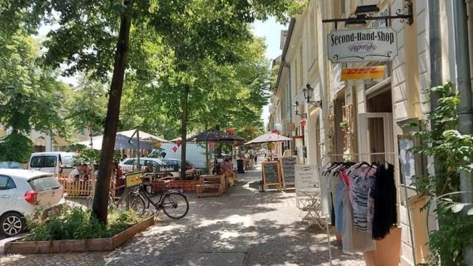 Walking tour through Potsdam's historic old town to Sanssouci