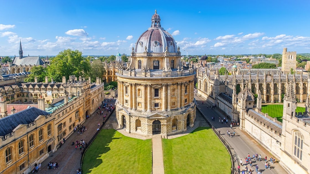 Radcliffe Camera and surrounding buildings at Bodleian Library, Oxford.