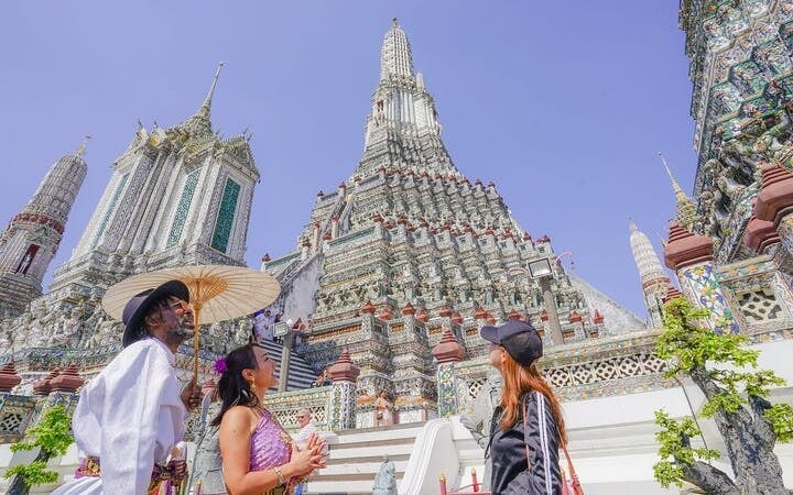 Wat Pho, Wat Arun & Flower Market Guided Walking Tour in Bangkok Image 10