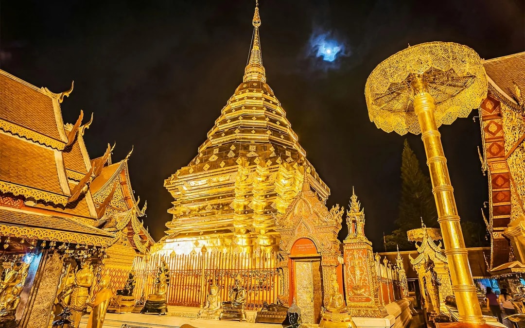 From Chiang Mai: Wat Umong and Doi Suthep Sunset Guided Tour with Hotel Transfers
 Image 4