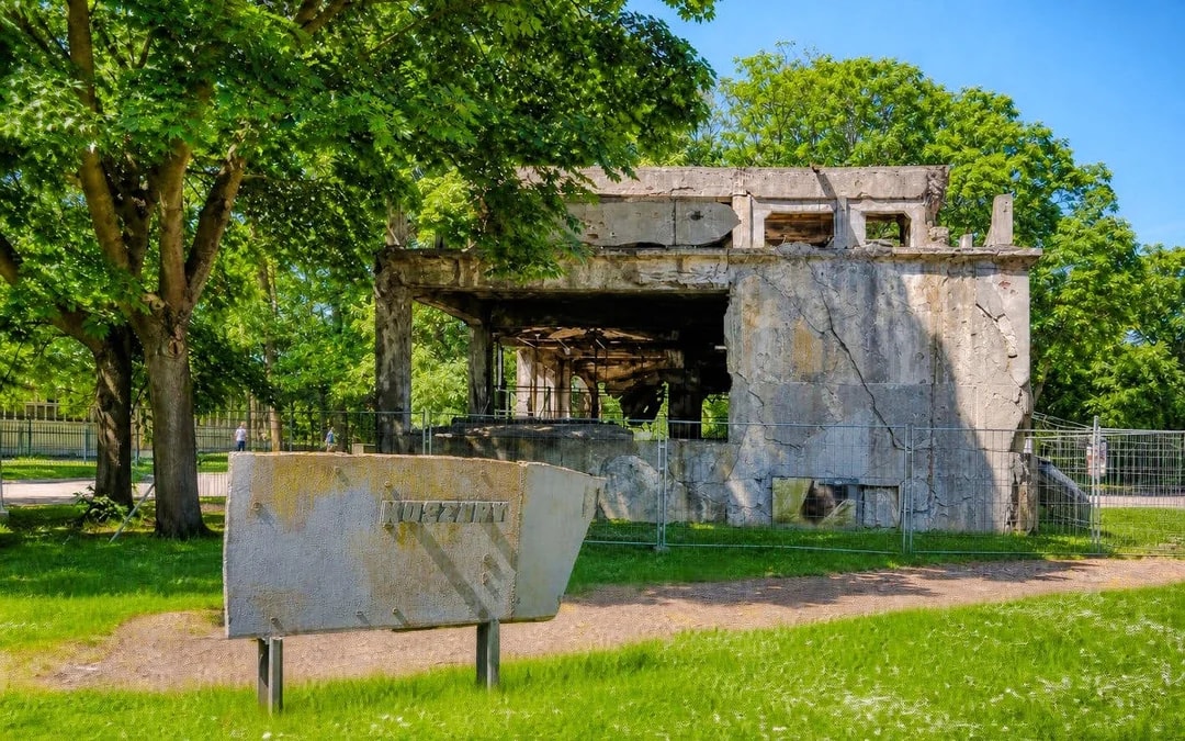 Westerplatte Private Guided Tour Image 3