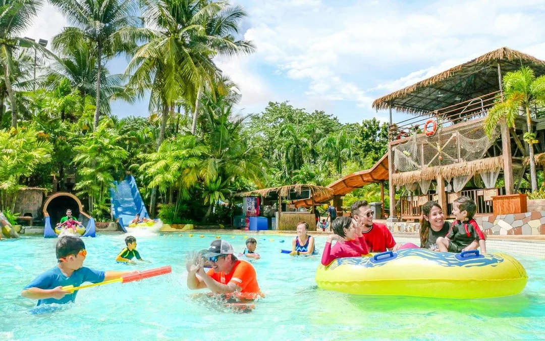 Wet World Water Park Shah Alam Image 1