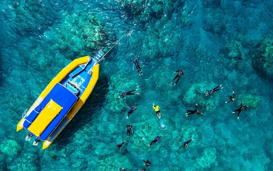Whitsunday Islands: Fly and Raft Package Image 6