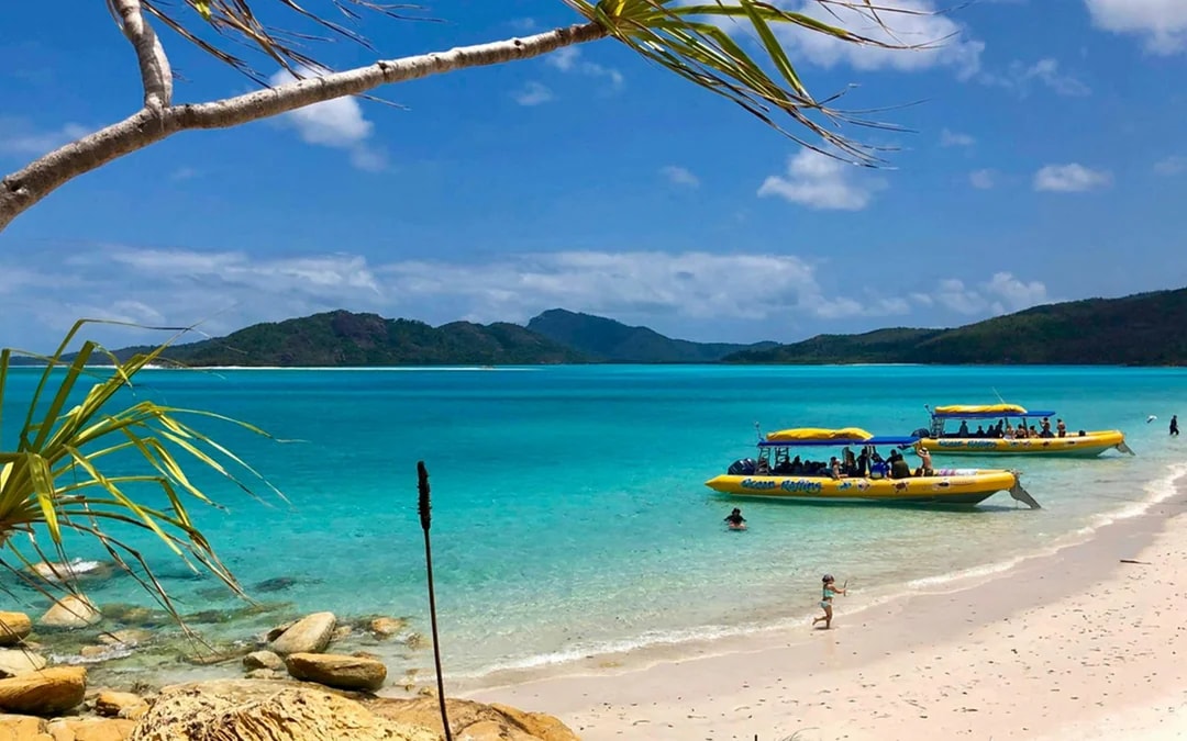 Whitsunday Islands: Fly and Raft Package Image 8