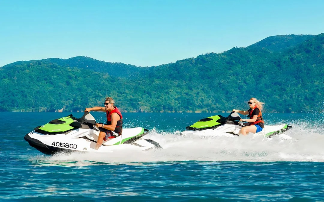 Whitsundays Islands 1.5-Hour Guided Jet Ski Tour Image 7