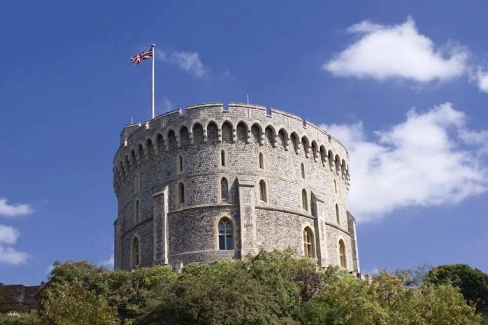 Windsor Castle Half-Day with Optional Entry to London Eye or Lunch