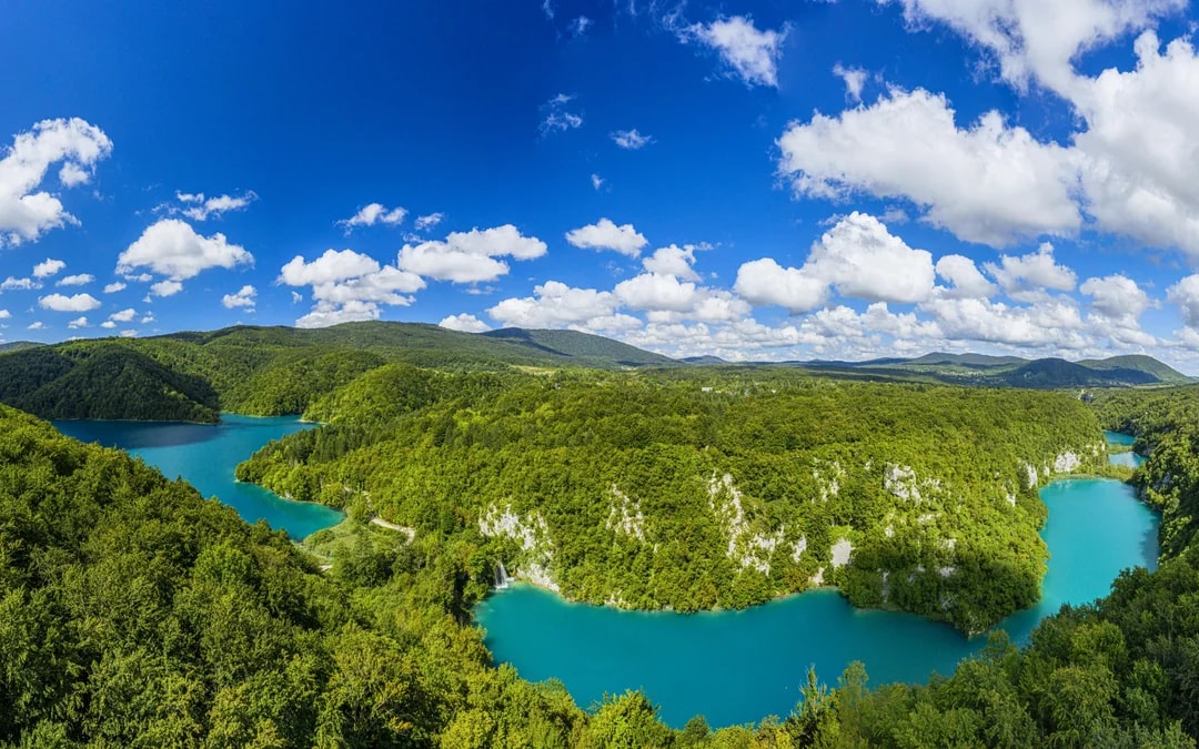 From Zagreb: Full-Day Trip to Plitvice Lakes National Park and Rastoke Village Image 3