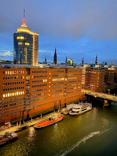 Elbphilharmonie Plaza